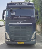 <p>کشنده ولوو FH500</p>